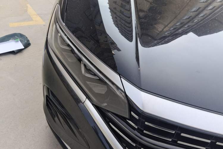 Used Volkswagen Passat 2023 Facelift 330TSI Luxury Edition Right Front Headlight