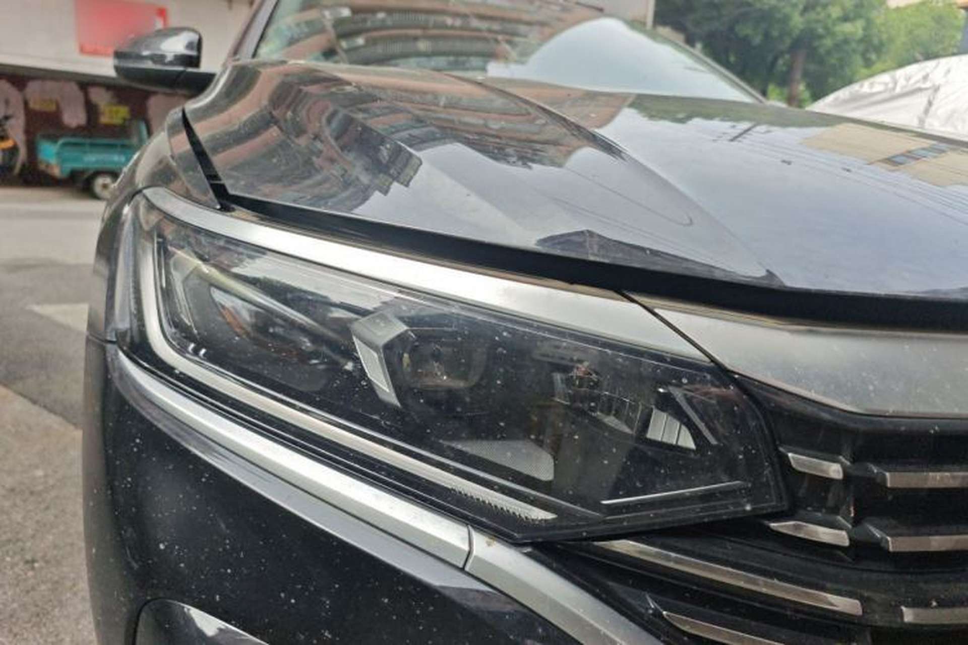 Used Volkswagen Passat 2023 330TSI Elite Edition Right Front Headlight