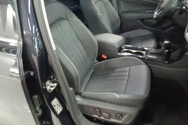 Used Volkswagen Passat 2023 Revised 330TSI Starry Elite Edition Right Front Seat