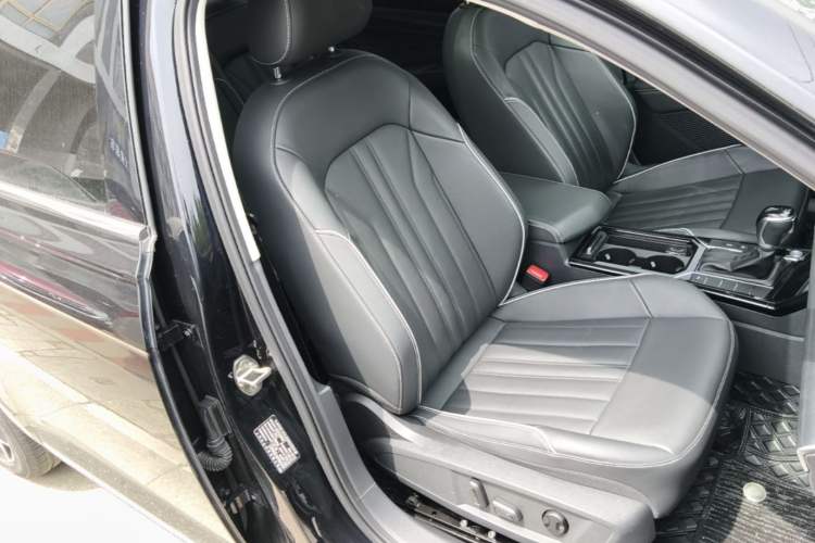 Used Volkswagen Passat 2023 Revised 330TSI Starry Elite Edition Right Front Seat