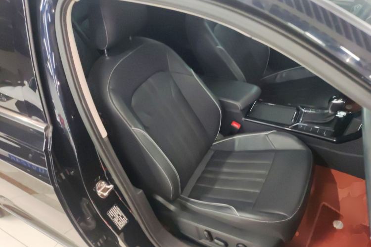 Used Volkswagen Passat 2023 Revised 330TSI Starry Elite Edition Right Front Seat