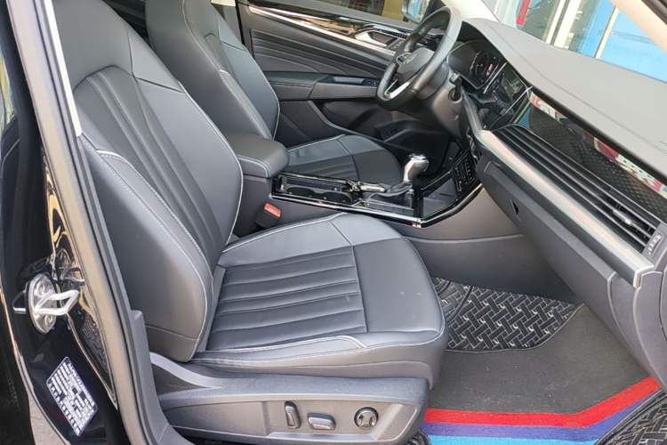 Used Volkswagen Passat 2023 Revised 330TSI Starry Elite Edition Right Front Seat