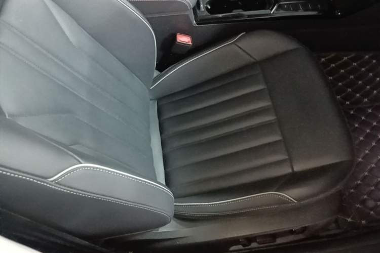 Used Volkswagen Passat 2023 Revised 330TSI Starry Elite Edition Right Front Seat