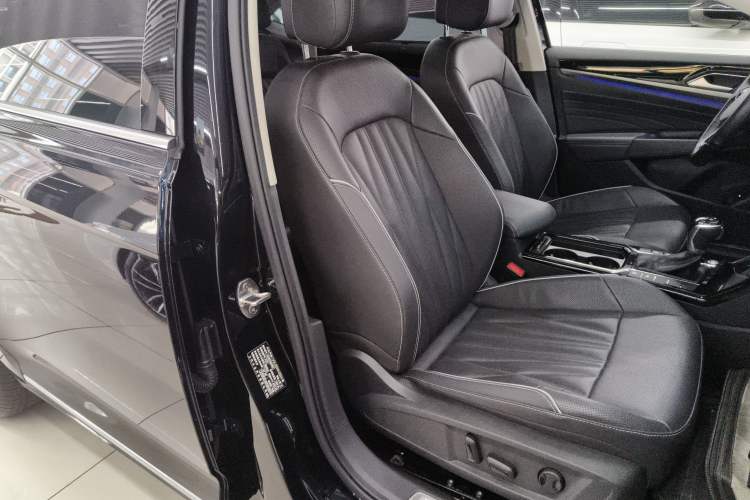 Used Volkswagen Passat 2023 Restyled 330TSI Starry Luxury Edition Right Front Seat