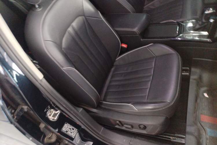 Used Volkswagen Passat 2023 Revised 330TSI Starry Elite Edition Right Front Seat