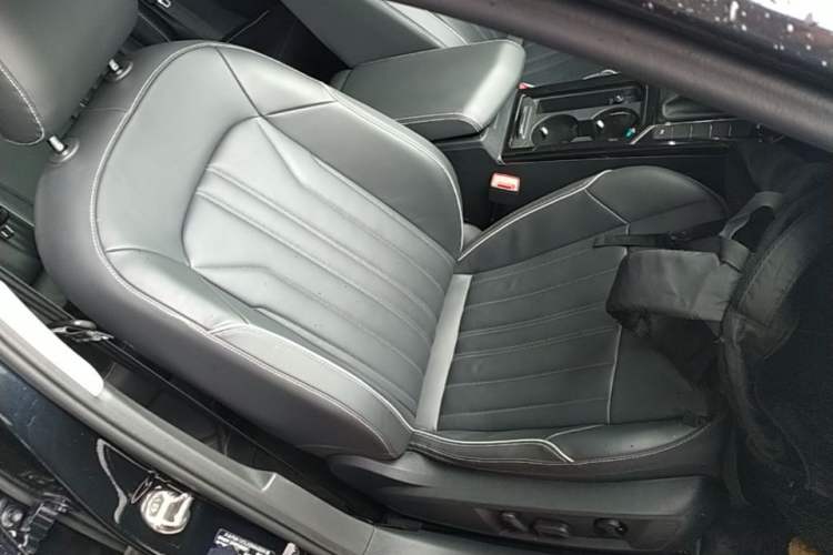 Used Volkswagen Passat 2023 Revised 330TSI Starry Elite Edition Right Front Seat