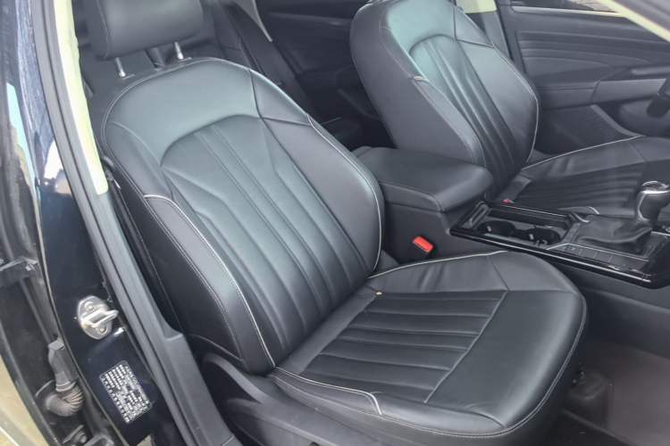 Used Volkswagen Passat 2023 330TSI Elite Edition Right Front Seat