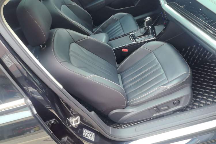 Used Volkswagen Passat 2023 Revised 330TSI Starry Elite Edition Right Front Seat