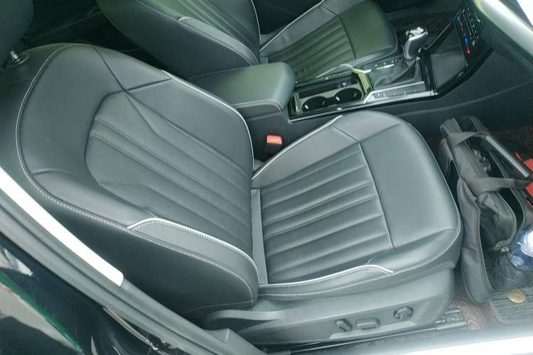Used Volkswagen Passat 2023 Revised 330TSI Starry Elite Edition Right Front Seat