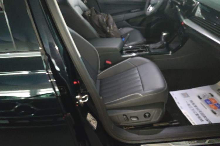 Used Volkswagen Passat 2023 Revised 330TSI Starry Elite Edition Right Front Seat