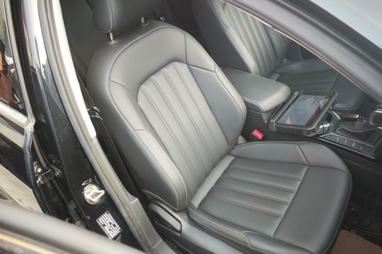 Used Volkswagen Passat 2023 Revised Version 280TSI Business Edition Right Front Seat