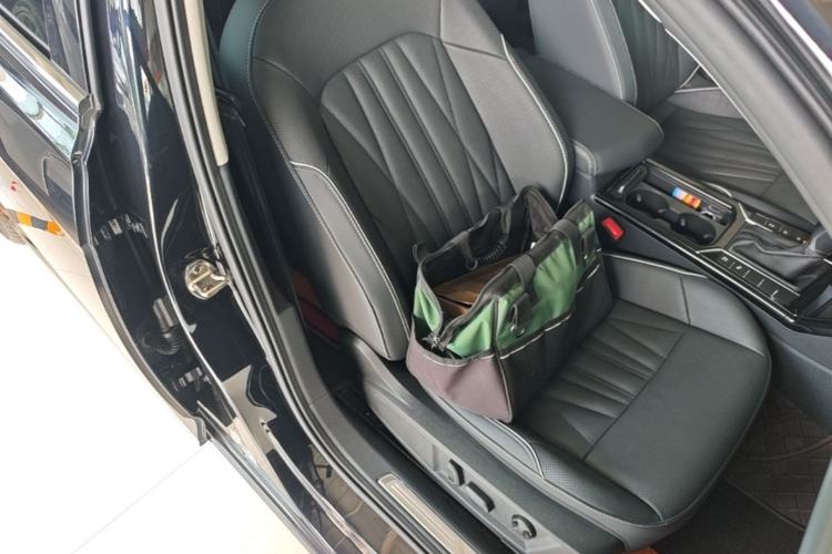 Used Volkswagen Passat 2023 330TSI Starry Luxury Edition Right Front Seat