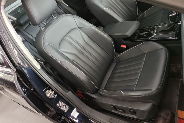 Used Volkswagen Passat 2023 Revised 330TSI Starry Elite Edition Right Front Seat