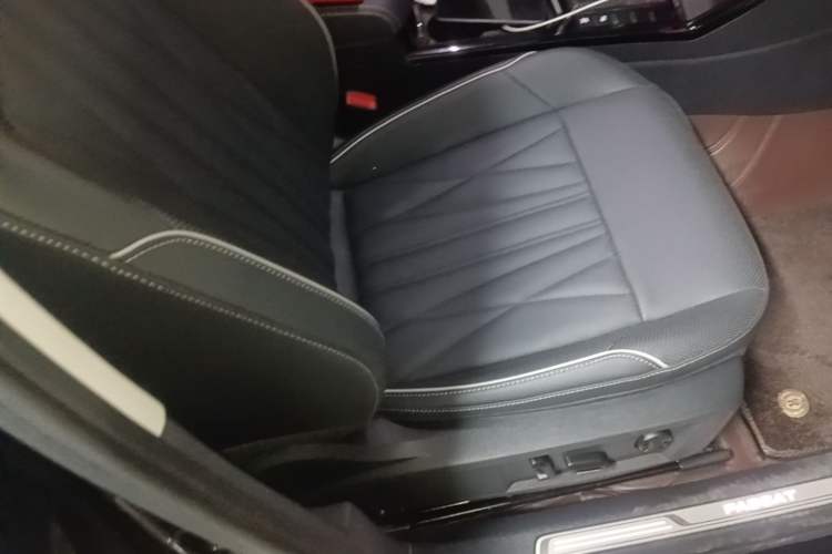 Used Volkswagen Passat 2023 Restyled 330TSI Starry Luxury Edition Right Front Seat