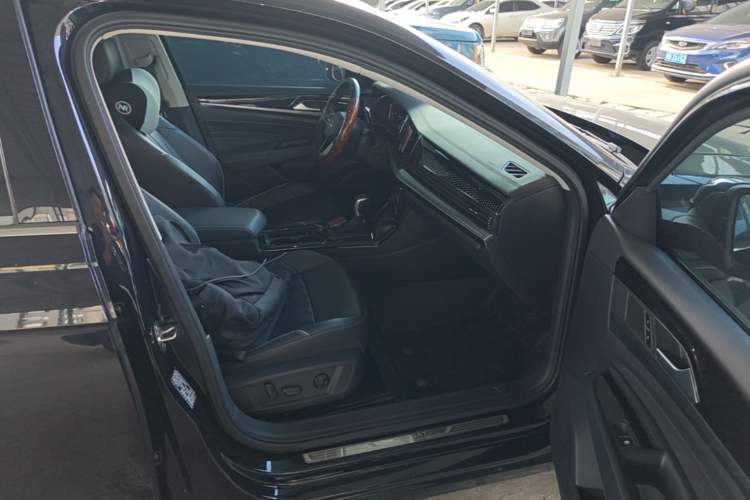 Used Volkswagen Passat 2023 Revised 330TSI Starry Elite Edition Right Front Seat