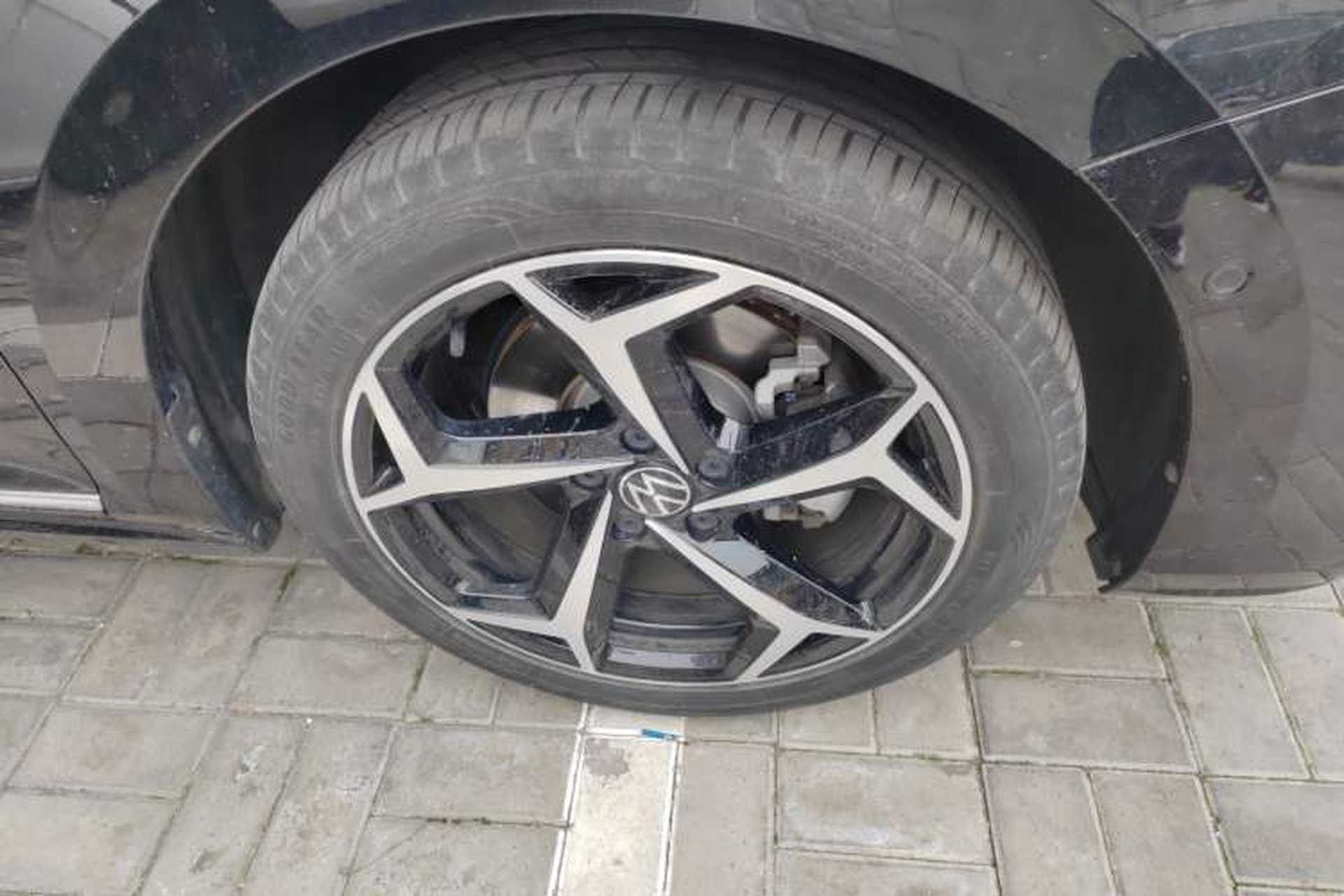 Used Volkswagen Passat 2023 Restyled 330TSI Starry Luxury Edition Right Front Wheel Hub