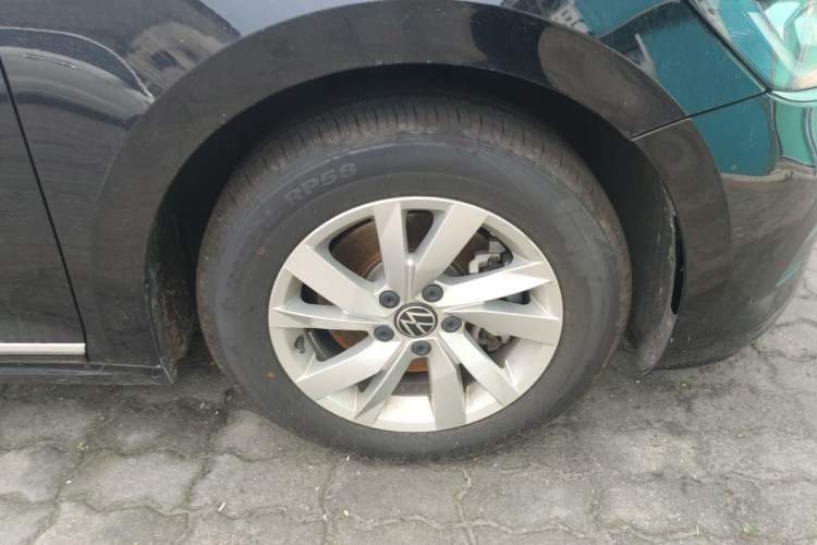 Used Volkswagen Passat 2023 Revised Version 280TSI Business Edition Right Front Wheel Hub
