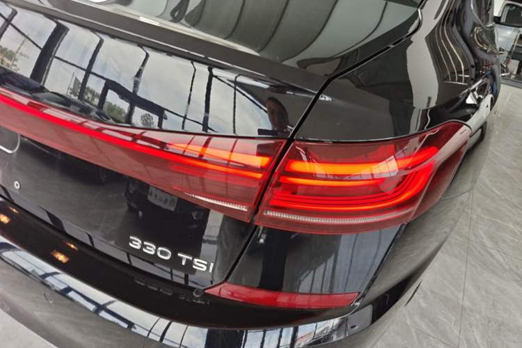 Used Volkswagen Passat 2023 330TSI Elite Edition Right Rear Taillight