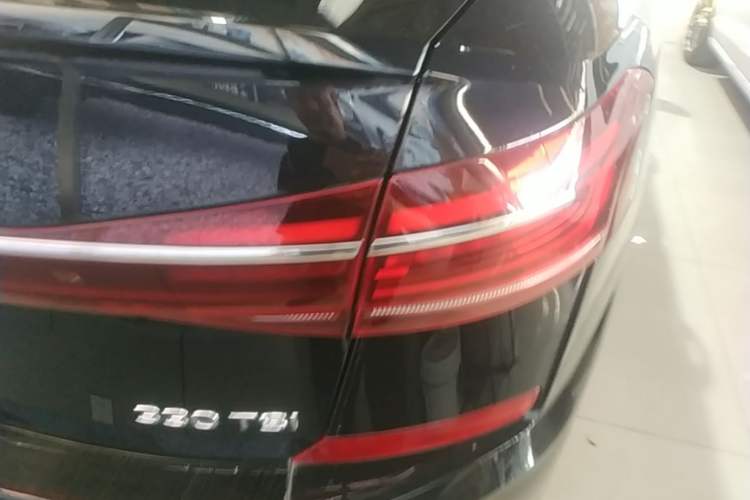 Used Volkswagen Passat 2023 Facelift 330TSI Luxury Edition Right Rear Taillight
