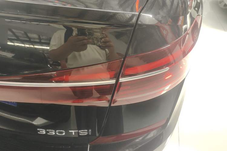 Used Volkswagen Passat 2023 Facelift 330TSI Luxury Edition Right Rear Taillight
