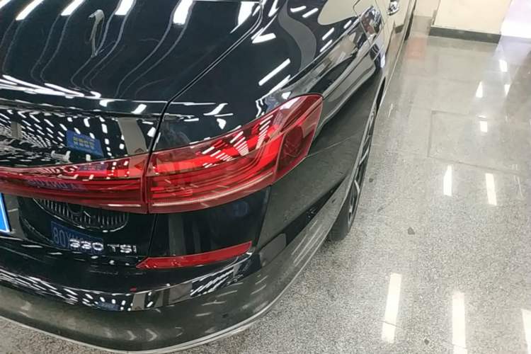 Used Volkswagen Passat 2023 330TSI Starry Luxury Edition Right Rear Taillight