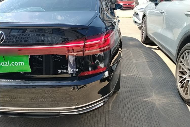Used Volkswagen Passat 2023 Facelift 330TSI Luxury Edition Right Rear Taillight