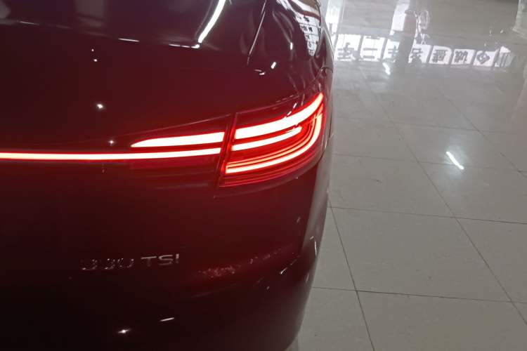Used Volkswagen Passat 2023 Revised 330TSI Elite Edition Right Rear Taillight