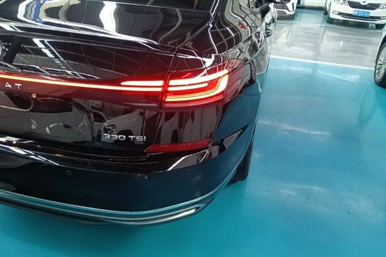 Used Volkswagen Passat 2023 330TSI Starry Elite Edition Right Rear Taillight