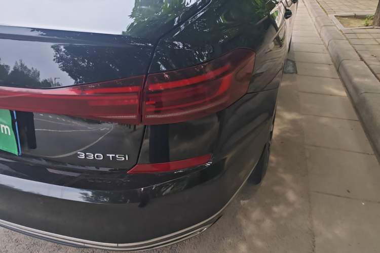 Used Volkswagen Passat 2023 Facelift 330TSI Luxury Edition Right Rear Taillight