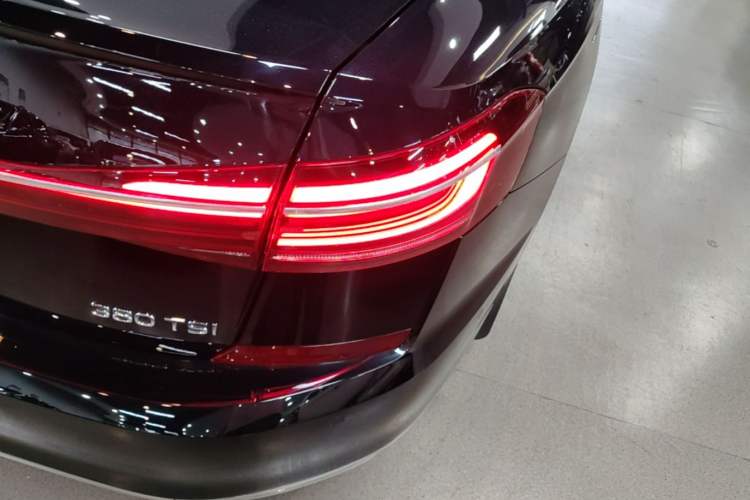 Used Volkswagen Passat 2023 Revised 380TSI Luxury Edition Right Rear Taillight