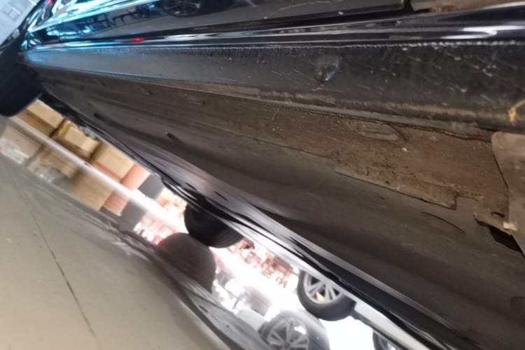 Used Volkswagen Passat 2023 330TSI Elite Edition Right Side Sill