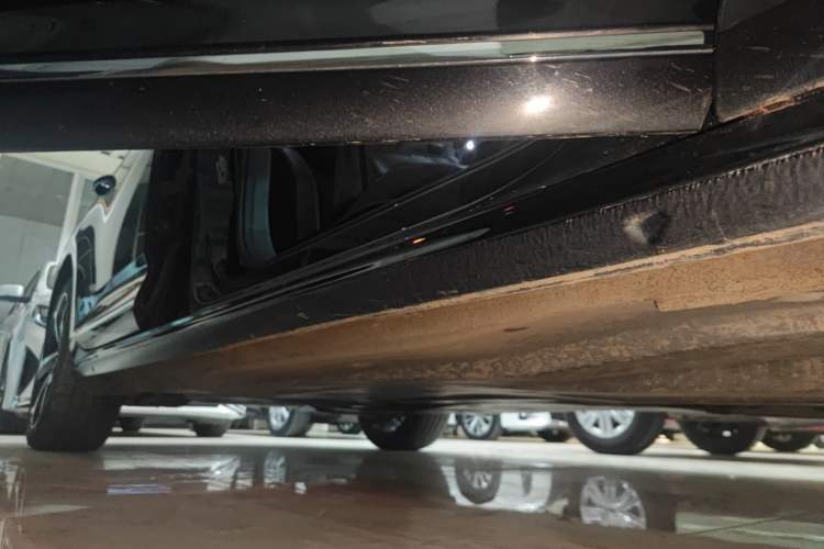 Used Volkswagen Passat 2023 Revised 330TSI Starry Elite Edition Right Side Sill