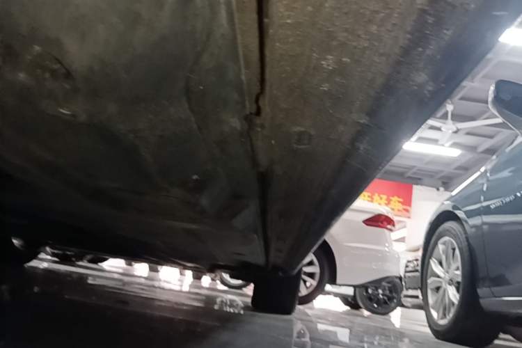 Used Volkswagen Passat 2023 Revised 330TSI Starry Elite Edition Right Side Sill
