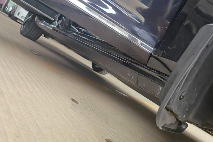 Used Volkswagen Passat 2023 330TSI Starry Luxury Edition Right Side Sill