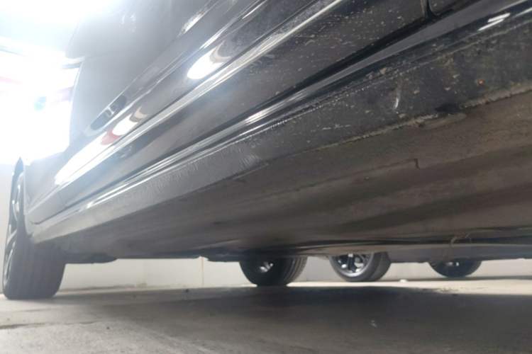 Used Volkswagen Passat 2023 Revised 330TSI Starry Elite Edition Right Side Sill