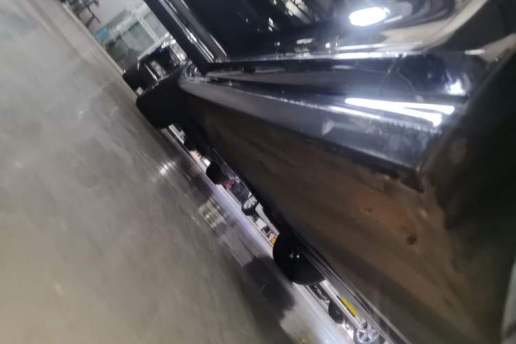 Used Volkswagen Passat 2023 330TSI Starry Luxury Edition Right Side Sill