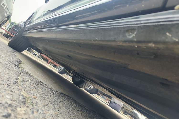 Used Volkswagen Passat 2023 Revised 330TSI Elite Edition Right Side Sill
