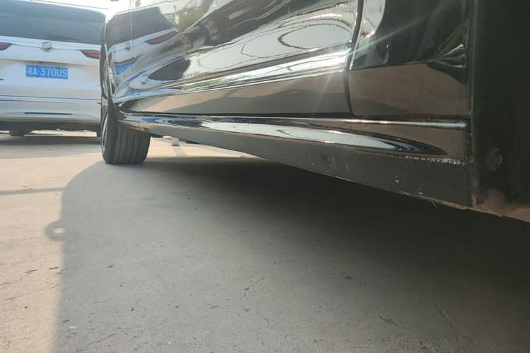 Used Volkswagen Passat 2023 Revised 330TSI Elite Edition Right Side Sill
