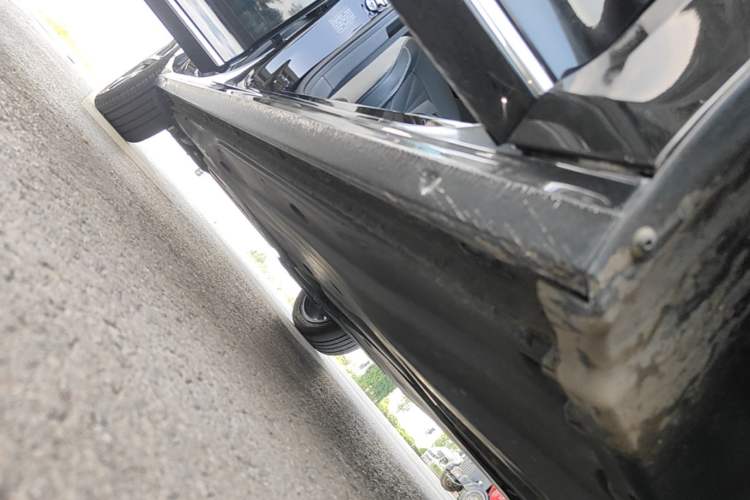 Used Volkswagen Passat 2023 330TSI Starry Luxury Edition Right Side Sill