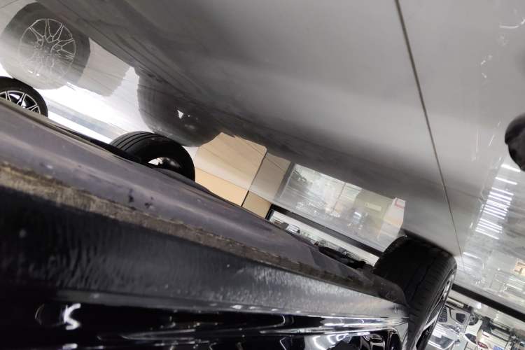 Used Volkswagen Passat 2023 Revised 330TSI Starry Elite Edition Right Side Sill