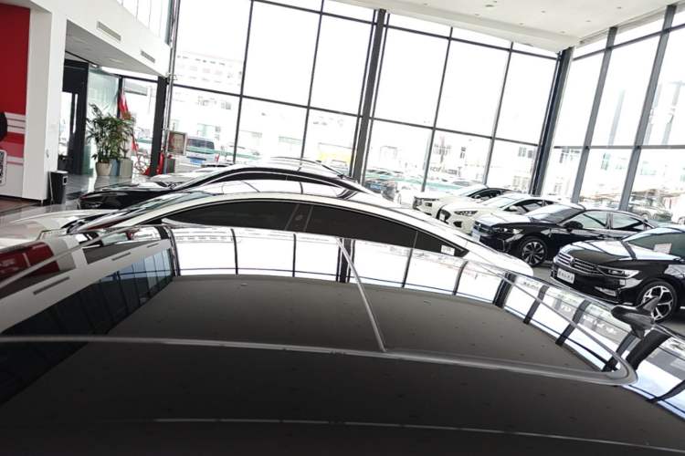 Used Volkswagen Passat 2023 330TSI Elite Edition Roof
