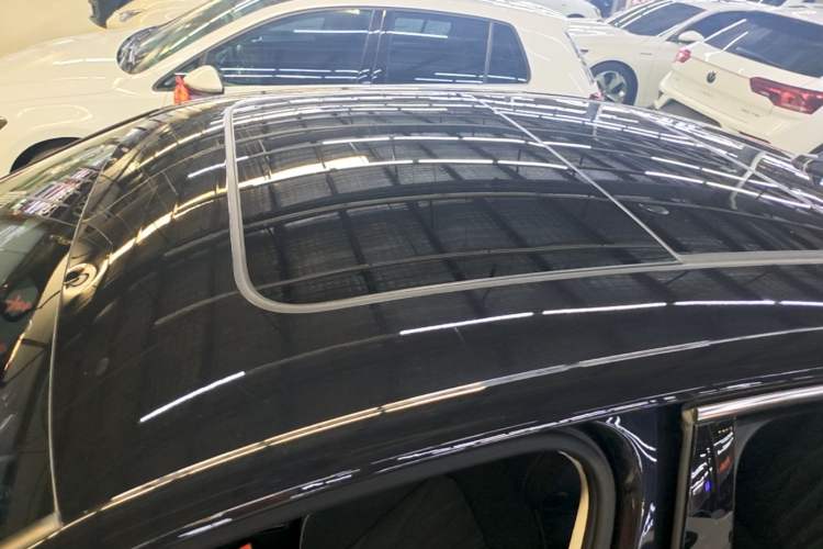 Used Volkswagen Passat 2023 Facelift 330TSI Luxury Edition Roof