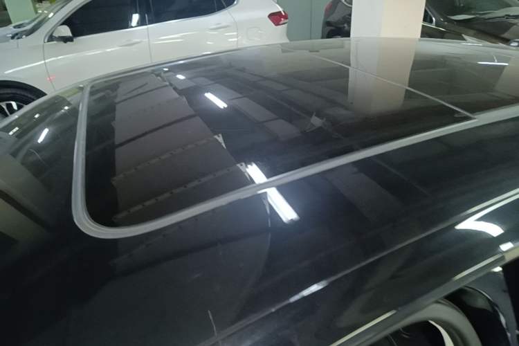Used Volkswagen Passat 2023 330TSI Starry Elite Edition Roof