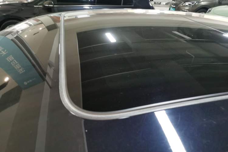 Used Volkswagen Passat 2023 Facelift 330TSI Luxury Edition Roof