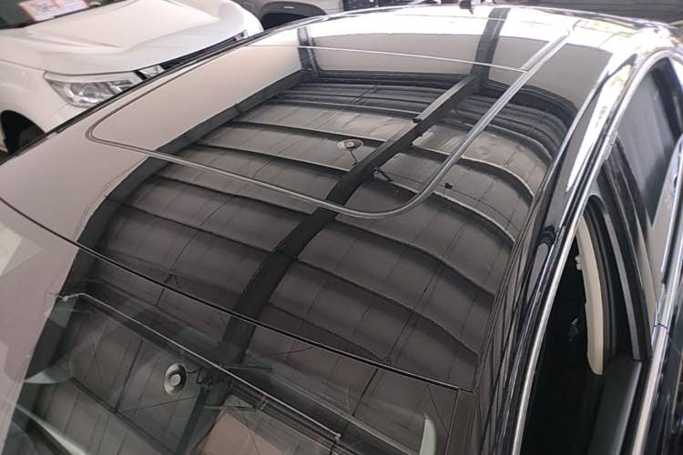 Used Volkswagen Passat 2023 Facelift 330TSI Luxury Edition Roof