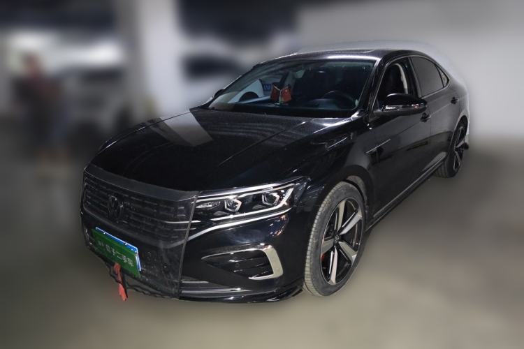 Used Volkswagen Passat 2023 Facelift 330TSI Luxury Edition Guazi used car, China used car export, Used car for sale, Used  cars, Cheapest cars for sale