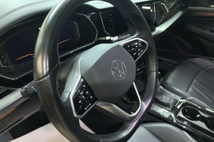 Used Volkswagen Passat 2023 Restyled 330TSI Starry Luxury Edition Steering Wheel