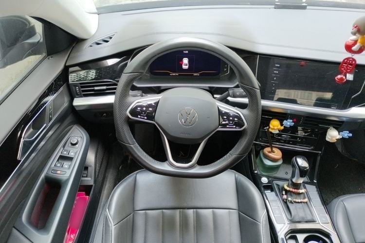 Used Volkswagen Passat 2023 Revised 330TSI Elite Edition Steering Wheel