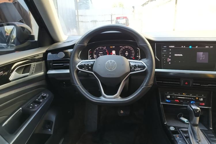 Used Volkswagen Passat 2023 Restyled 330TSI Starry Luxury Edition Steering Wheel