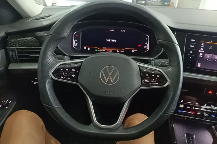 Used Volkswagen Passat 2023 330TSI Starry Elite Edition Steering Wheel